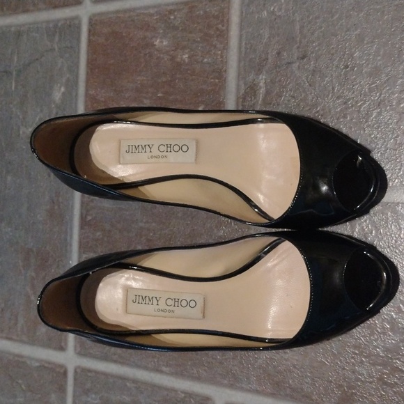 Jimmy Choo black patent leather peep toe heel pump size 35 - Picture 12 of 12